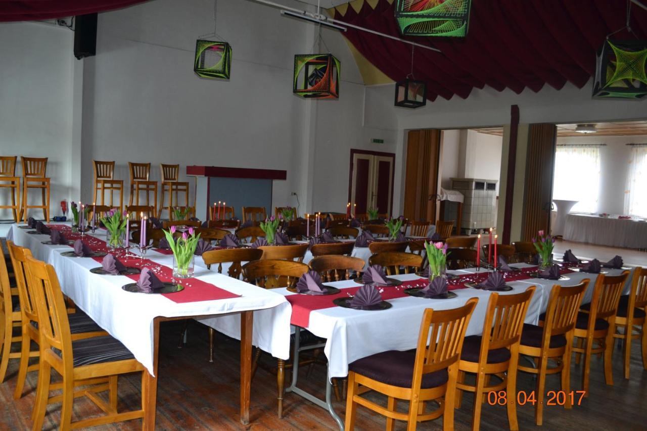 Landgasthaus Queen Victoria Stadtilm 외부 사진
