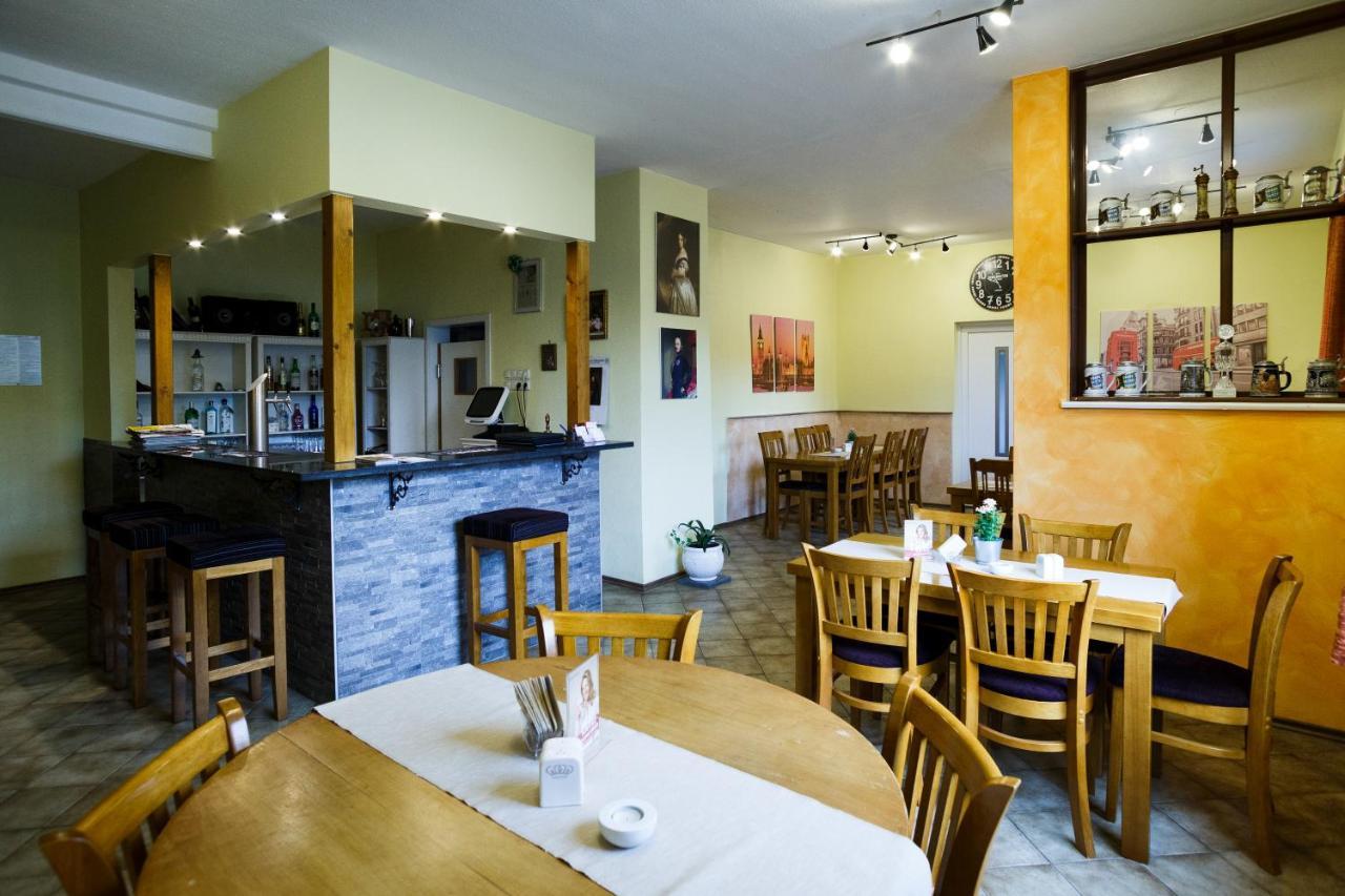 Landgasthaus Queen Victoria Stadtilm 외부 사진